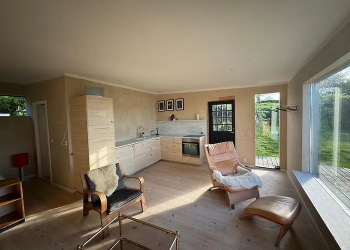 With Spectactular Seaview On Trelde Naes Apartment *